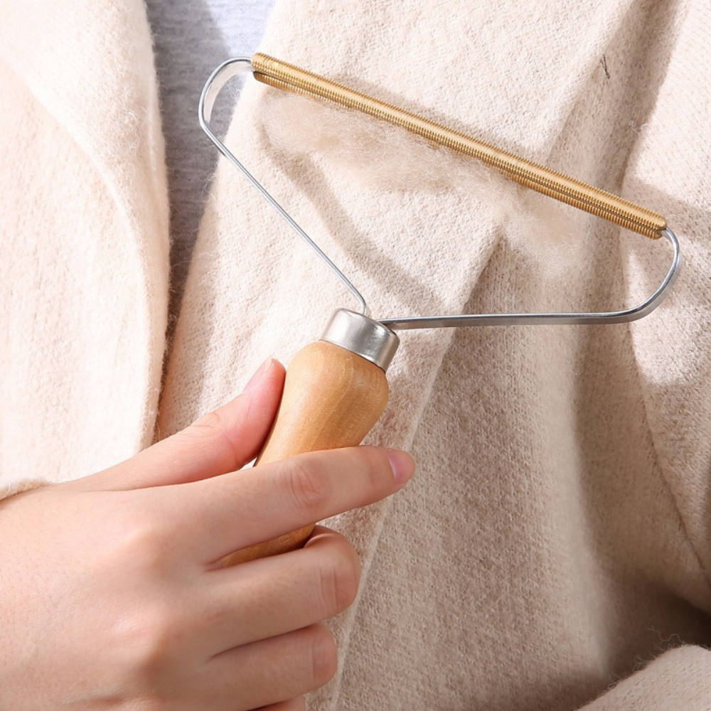 Wooden Handle Pet Hair Remover - Von Hound and Friends